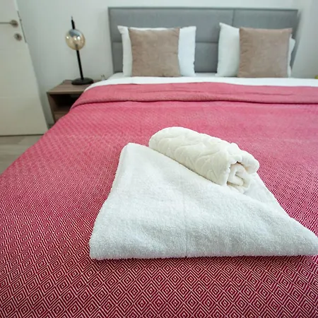 Jasmine Gray By Holidaykeys 凯里尼亚