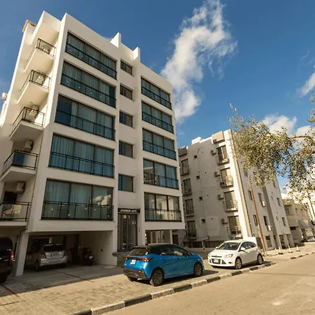 Apartment Jasmine Gray *