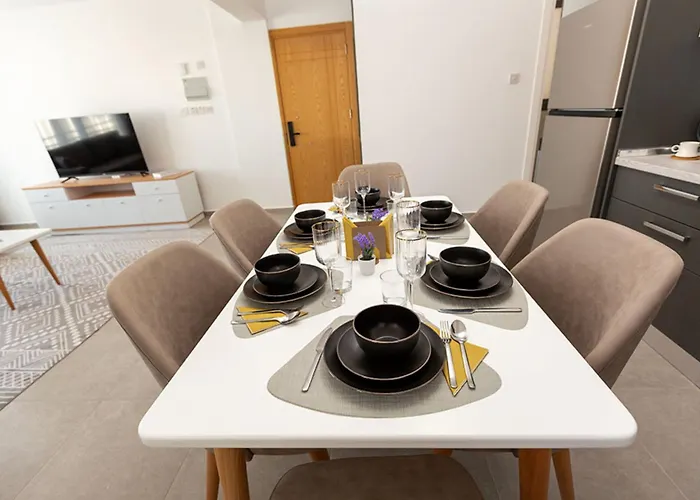 Jasmine Gray By Holidaykeys Appartamento *